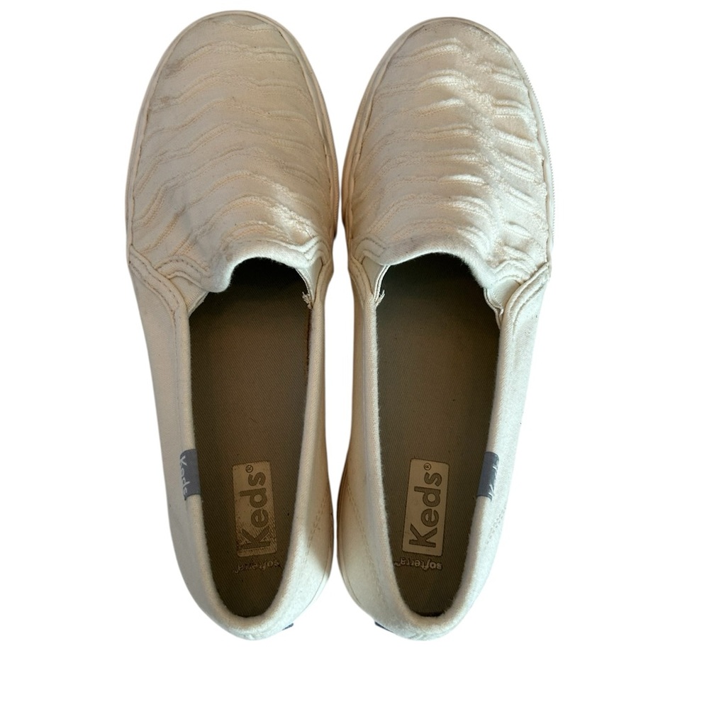 Keds‎ Beige Textured Slip-Ons